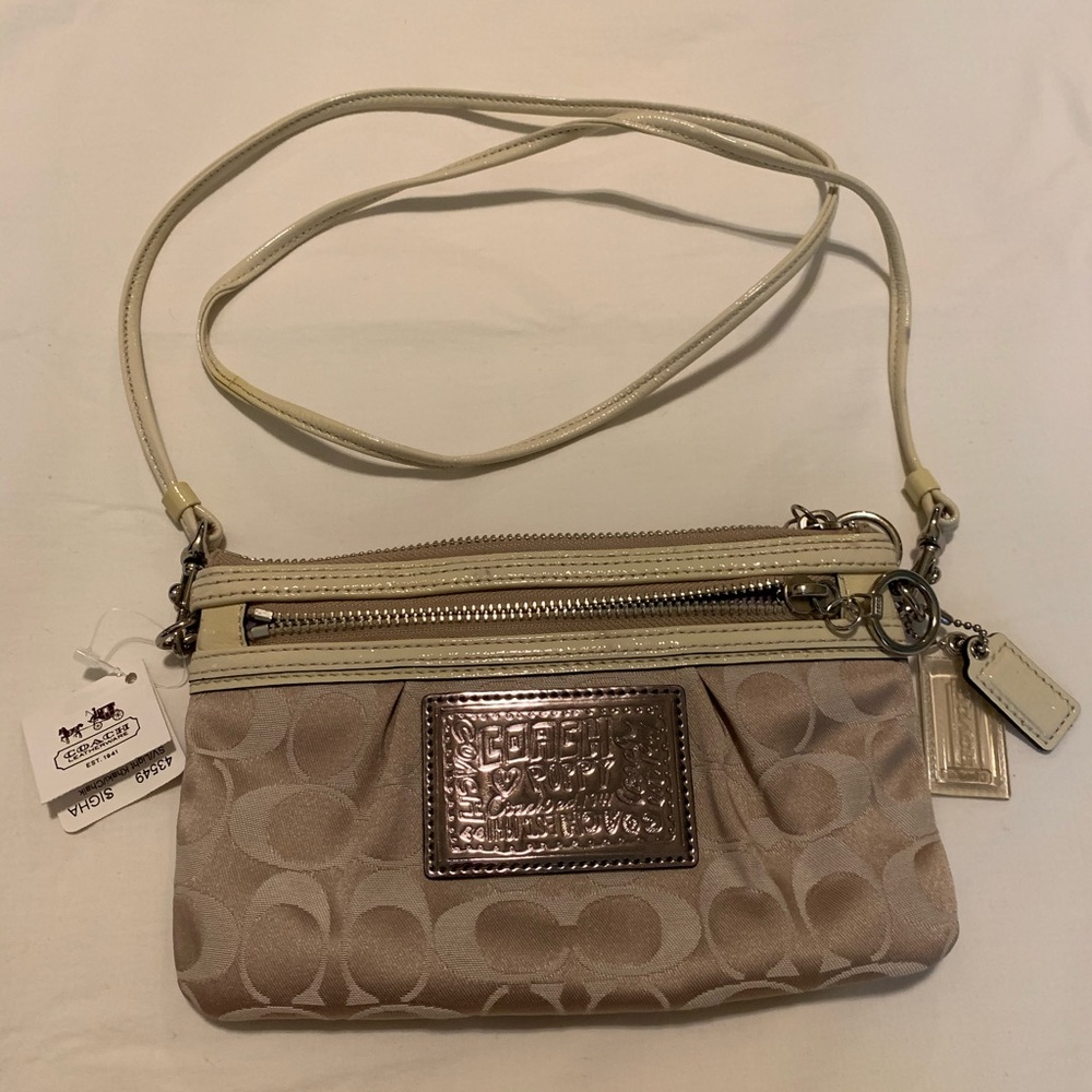 Coach Poppy Crossbody